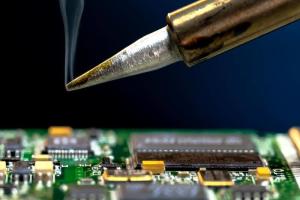 5 secrets when working with a soldering iron: test your knowledge