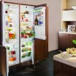 Le réfrigérateur intégré est magnifique et très confortable.