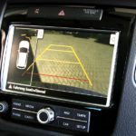 Autoradio avec navigateur et caméra de recul: pratique et pratique