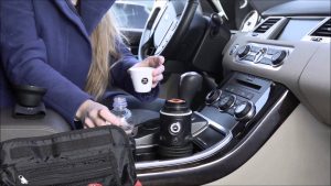 machine à café de voiture