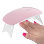 Choisissez une mini lampe pour vernis gel